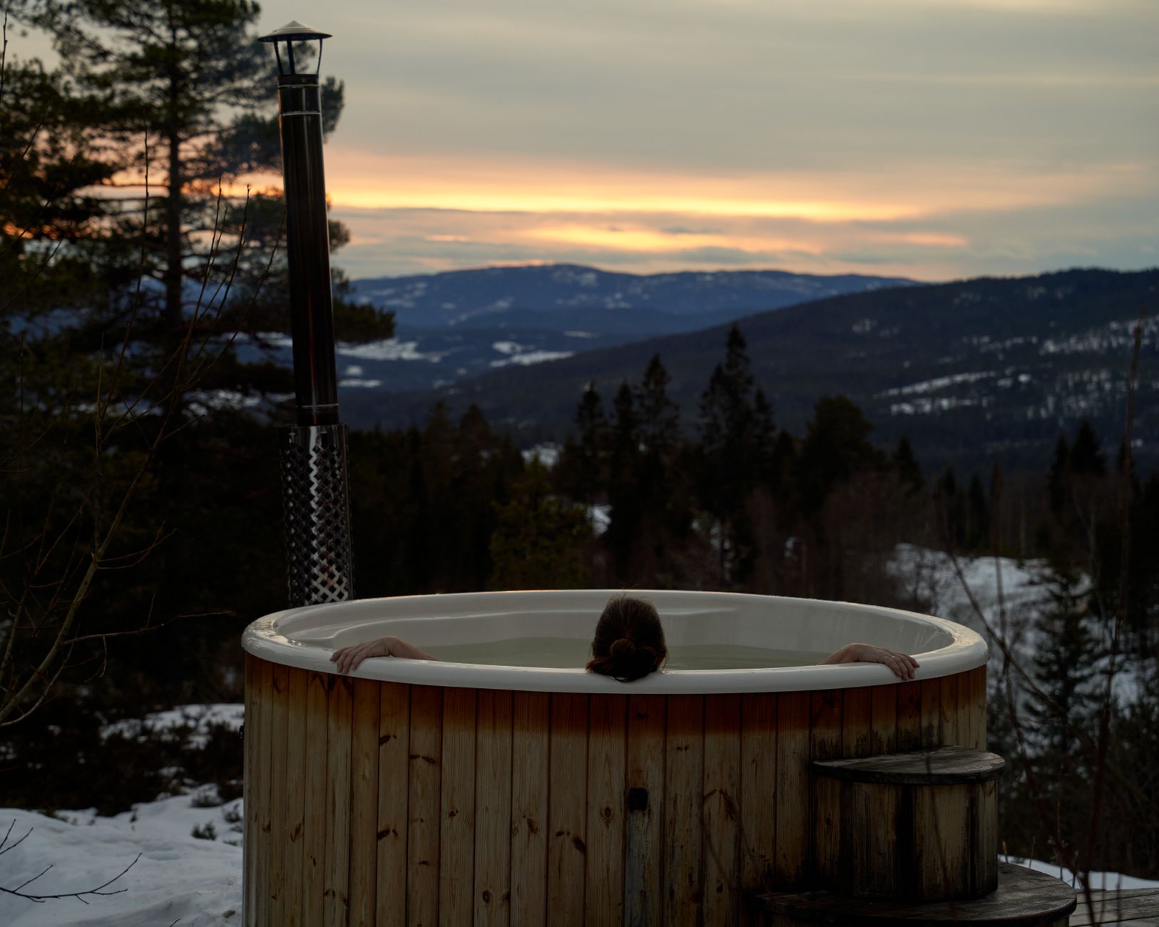Does Cold Plunge Actually Work? An Evidence Review