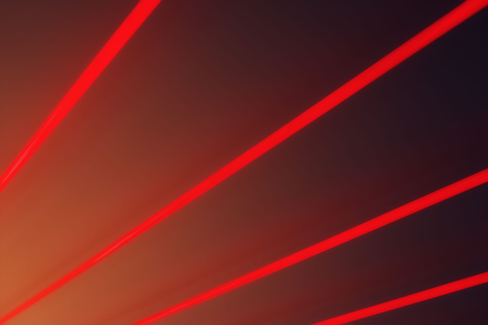 Red Light Therapy vs Sauna: Which Is Better for Recovery and Skin?