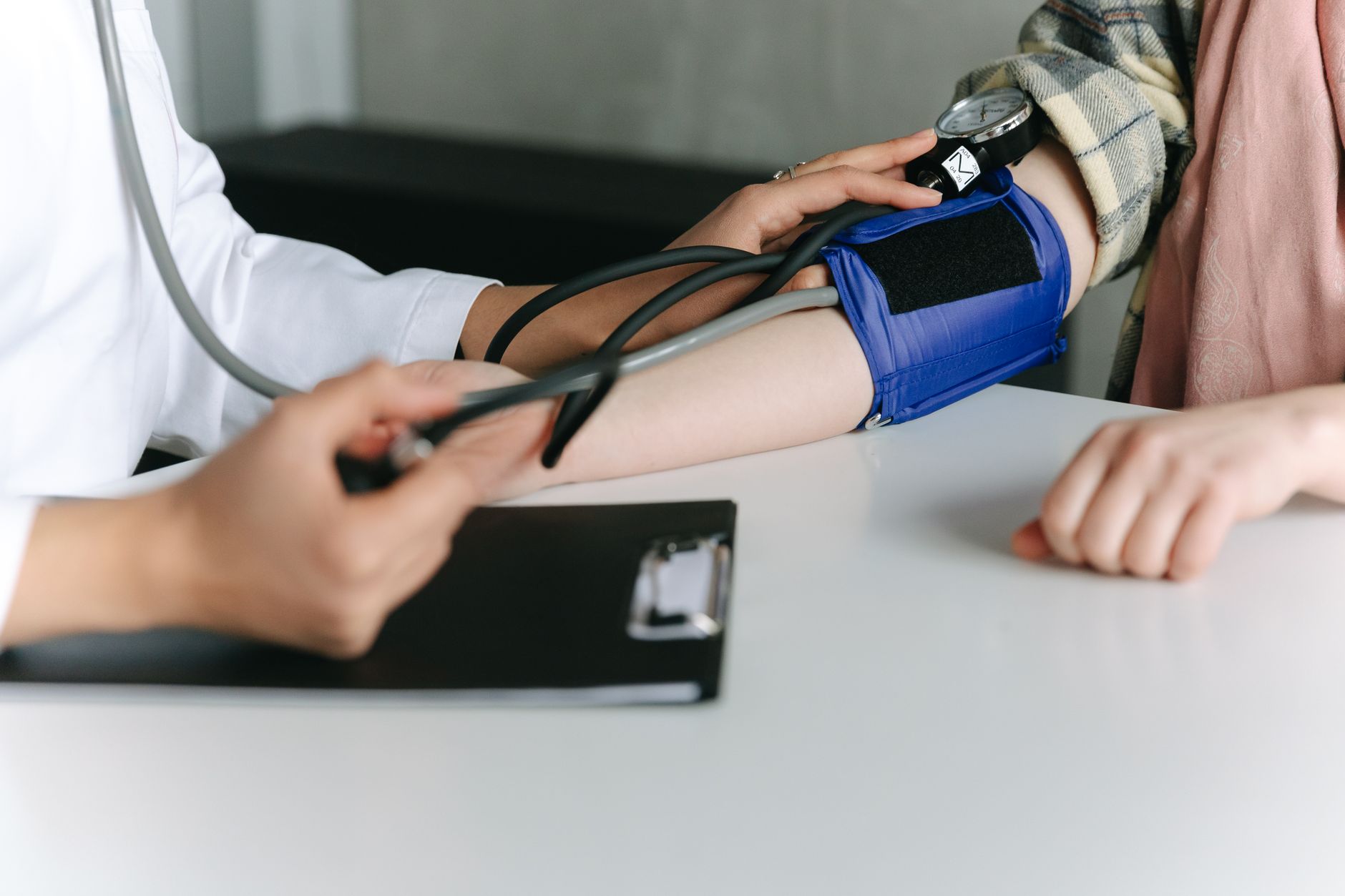 Sauna and Blood Pressure: Is It Safe With High Blood Pressure?